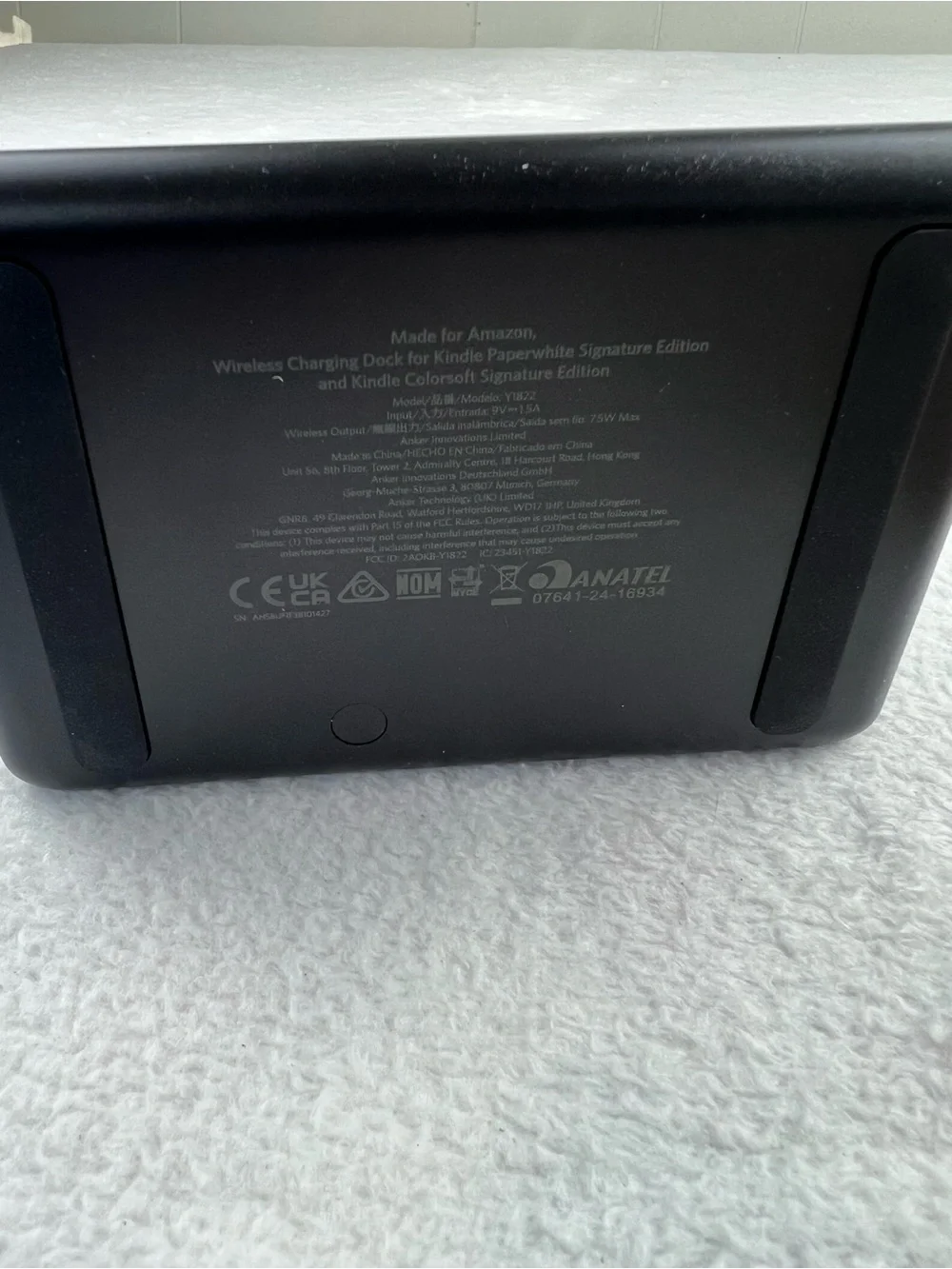 Kindle Paperwhite Accessory Bundle Case + Anker Wireless Charging Dock - Picture 7 of 7